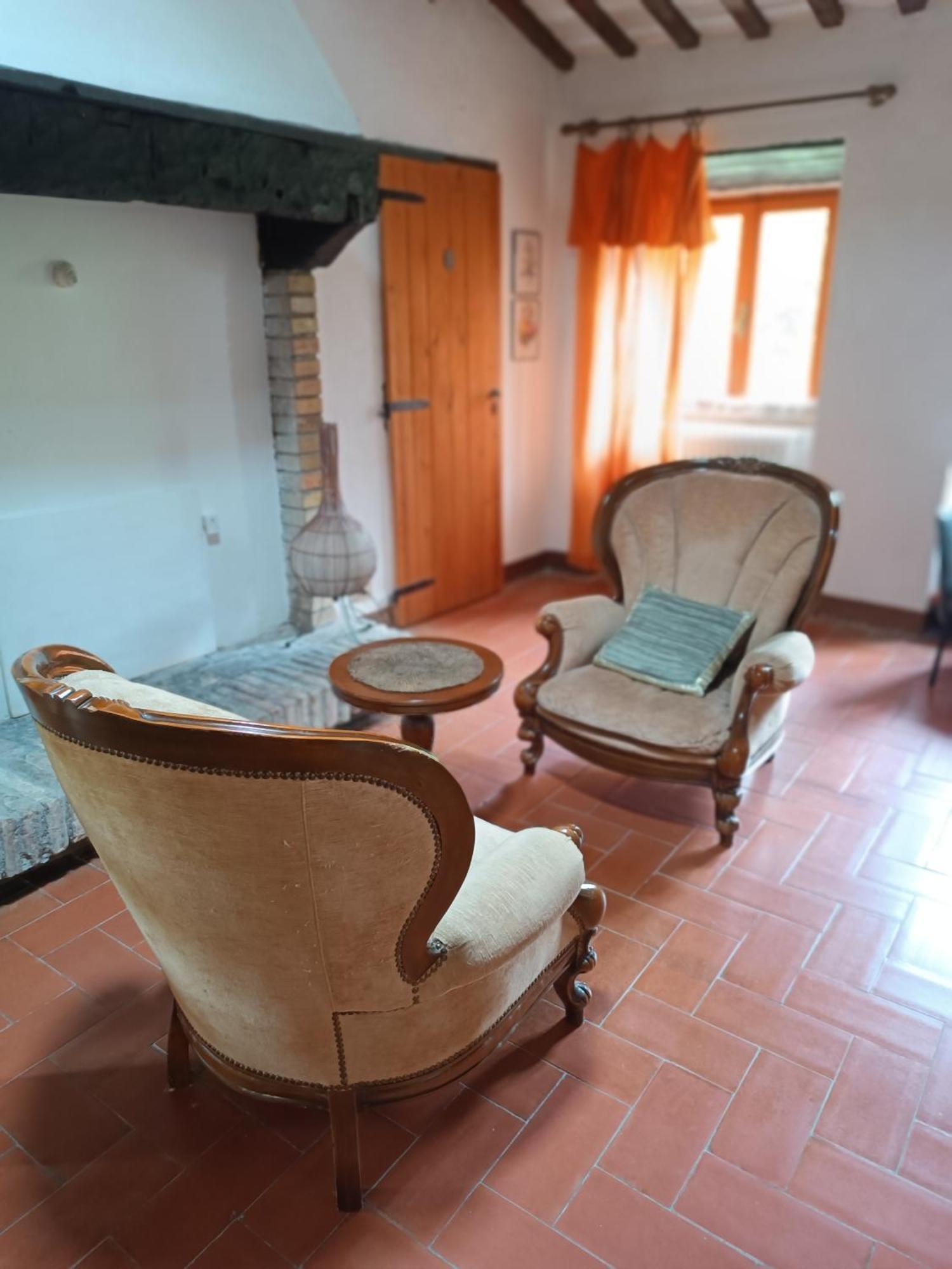 Pilgrim Rooms Губбио Экстерьер фото